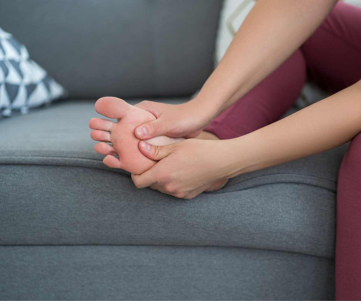 Fascitis plantar: causas, síntomas y tratamientos que realmente funcionan